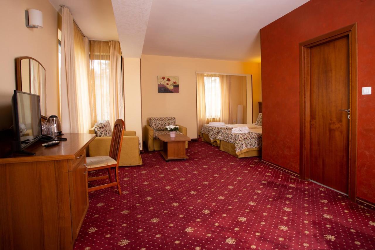 Contessa Hotel Sjumen Eksteriør billede