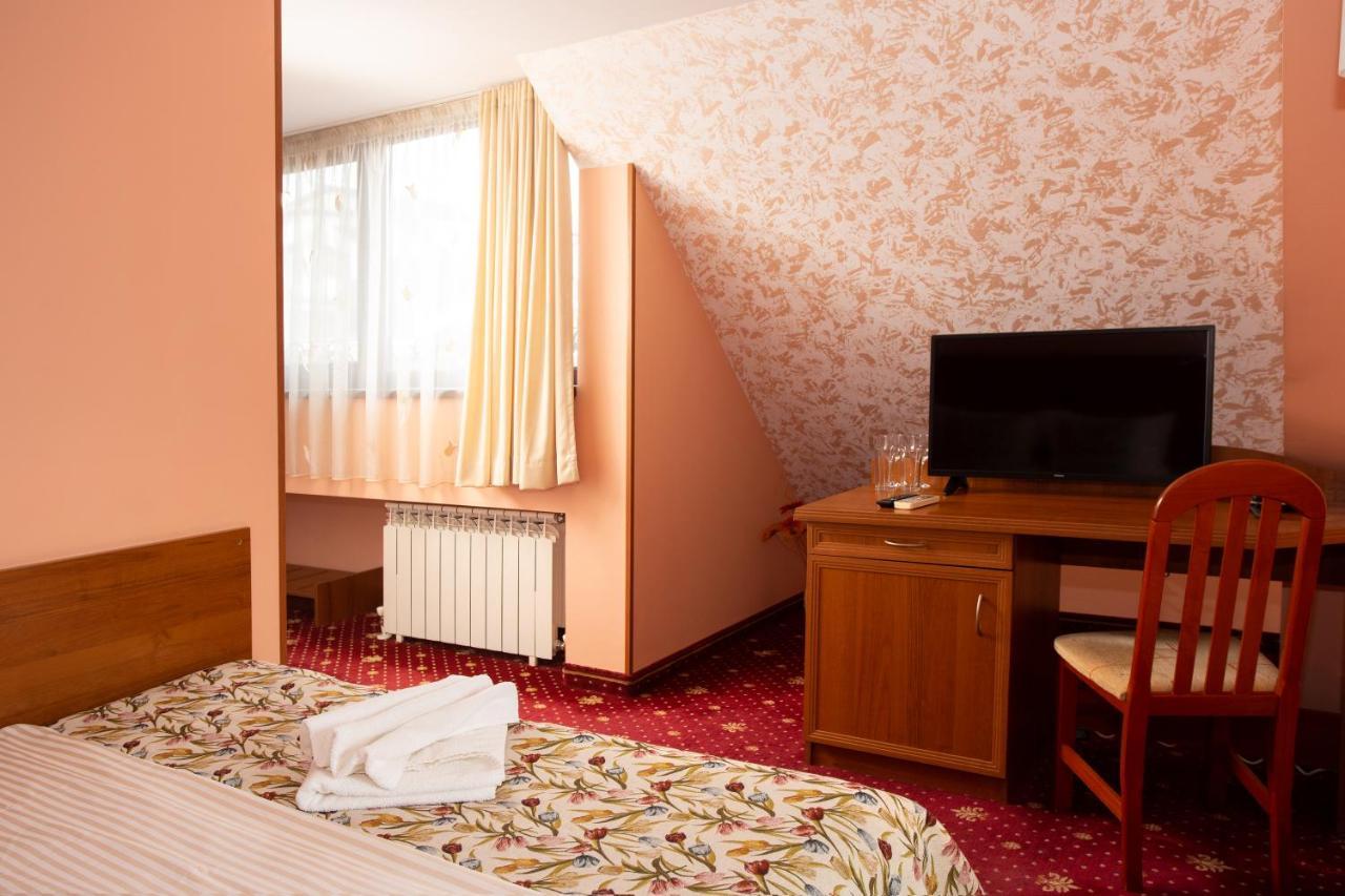Contessa Hotel Sjumen Eksteriør billede