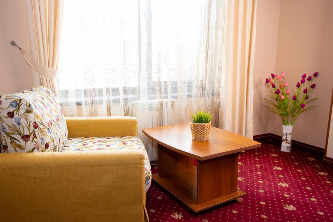 Contessa Hotel Sjumen Eksteriør billede
