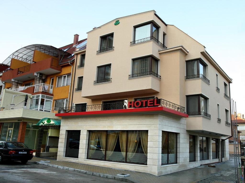 Contessa Hotel Sjumen Eksteriør billede